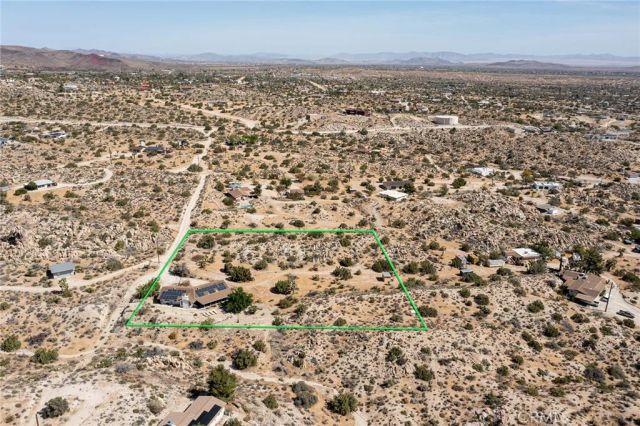 5887 Deerhurst, Yucca Valley, CA 92284
