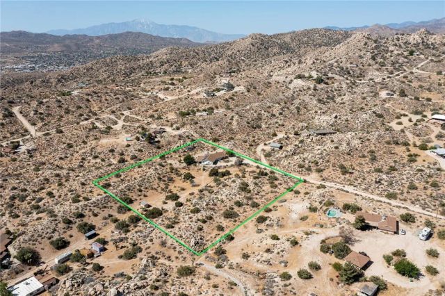5887 Deerhurst, Yucca Valley, CA 92284