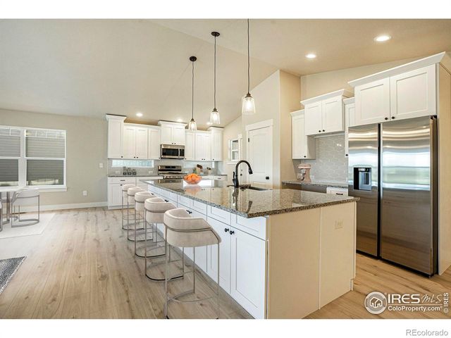 9048 Harlequin Circle, Frederick, CO 80504