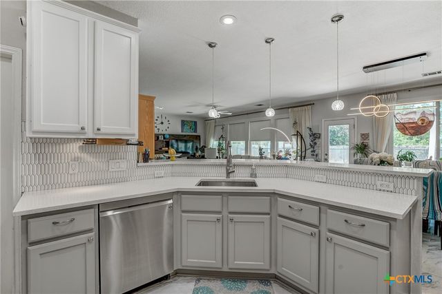 1645 Jerusalem Drive, Round Rock, TX 78664