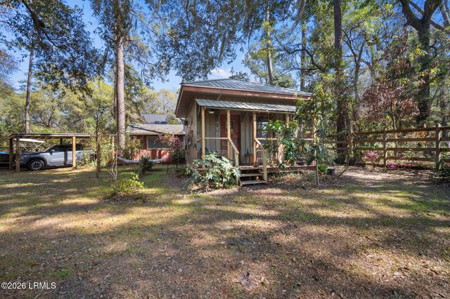 64 Dulamo Bluff, St. Helena Island, SC 29920