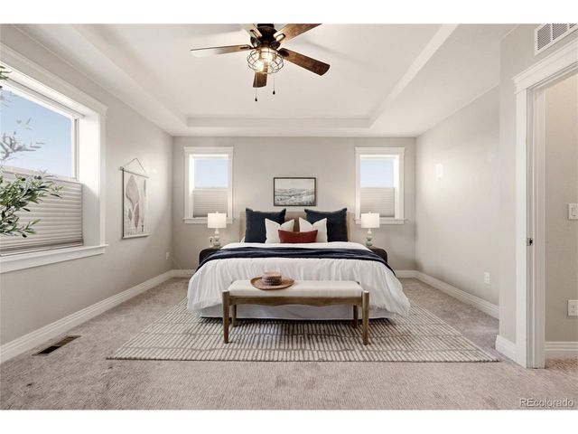 5945 Hanover St, Denver, CO 80238