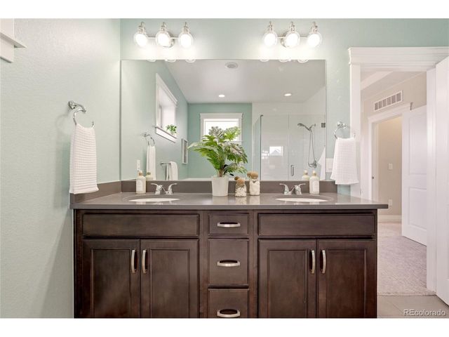 5945 Hanover St, Denver, CO 80238