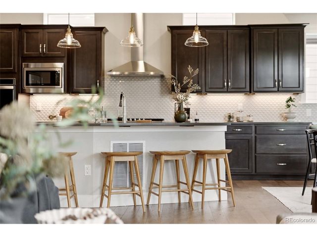 5945 Hanover St, Denver, CO 80238
