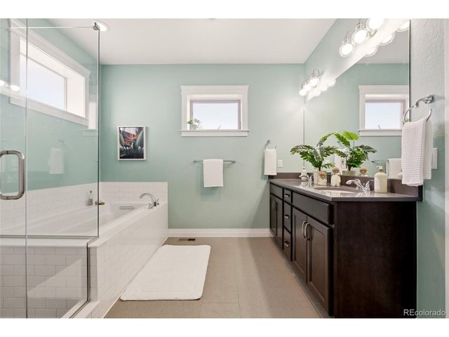 5945 Hanover St, Denver, CO 80238