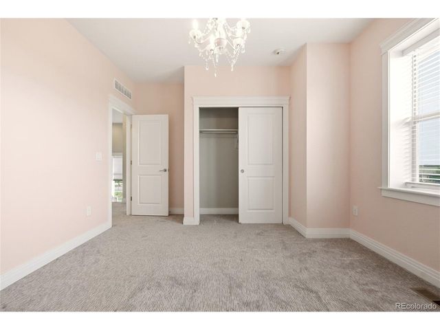 5945 Hanover St, Denver, CO 80238