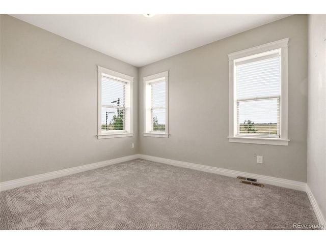 5945 Hanover St, Denver, CO 80238