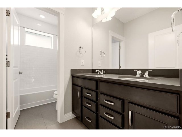 5945 Hanover St, Denver, CO 80238
