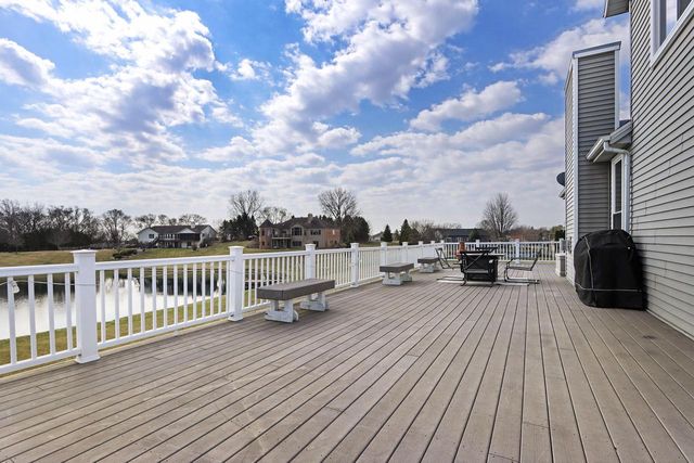 W5071 W Clearwater LANE, Elkhorn, WI 53121