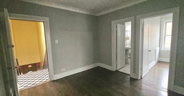5006 W 16th Street 2N, Cicero, IL 60804