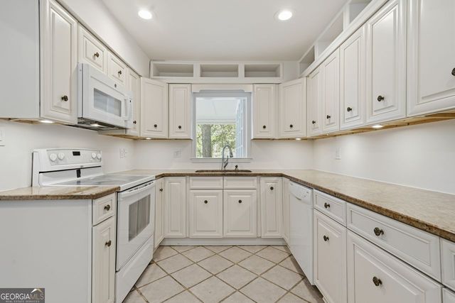 170 ELYSIAN Way NW, Atlanta, GA 30327