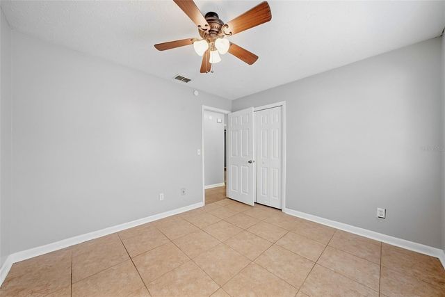 8904 N BOULEVARD, Tampa, FL 33604