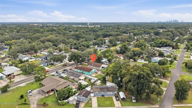 8904 N BOULEVARD, Tampa, FL 33604