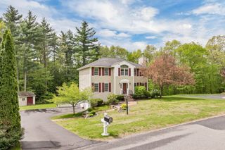 46 Faith Drive, Derry, NH 03038