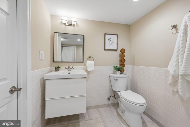3513 WILSON AVE, Alexandria, VA 22305