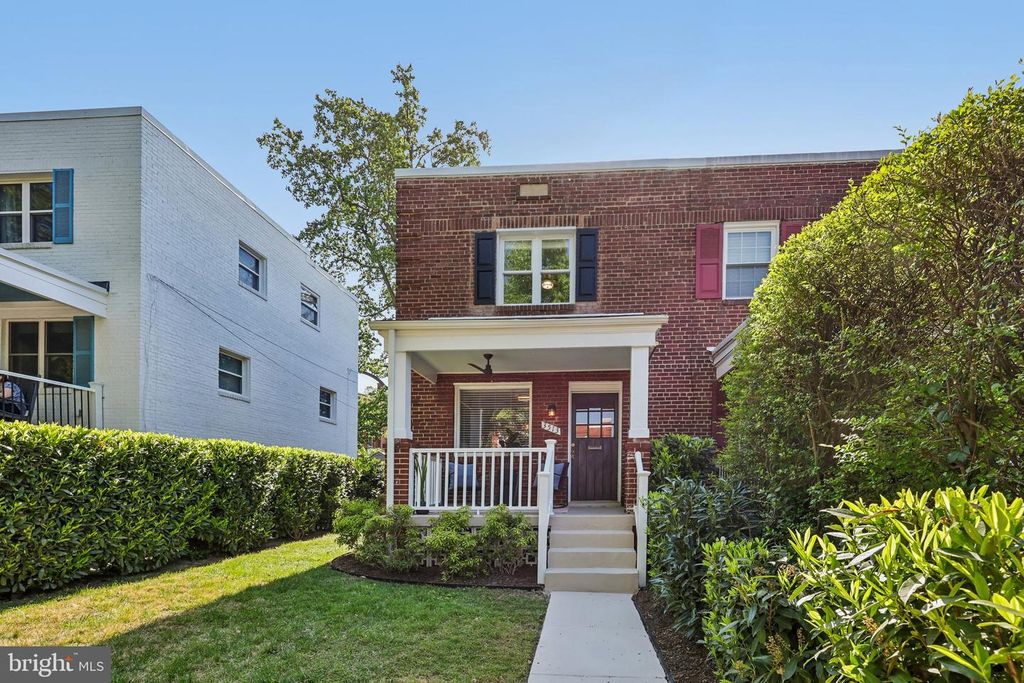 3513 WILSON AVE, Alexandria, VA 22305