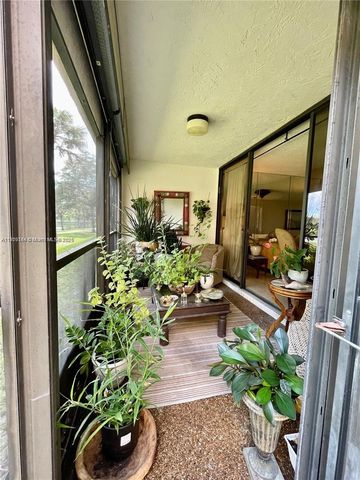 8592 W Sunrise Blvd 111, Plantation, FL 33322