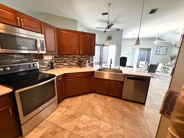 523 SW Gale Lane, Port St. Lucie, Port St Lucie, FL 34953