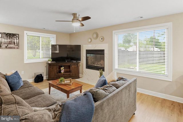 1825 MALTRAVERS RD, Glen Burnie, MD 21060