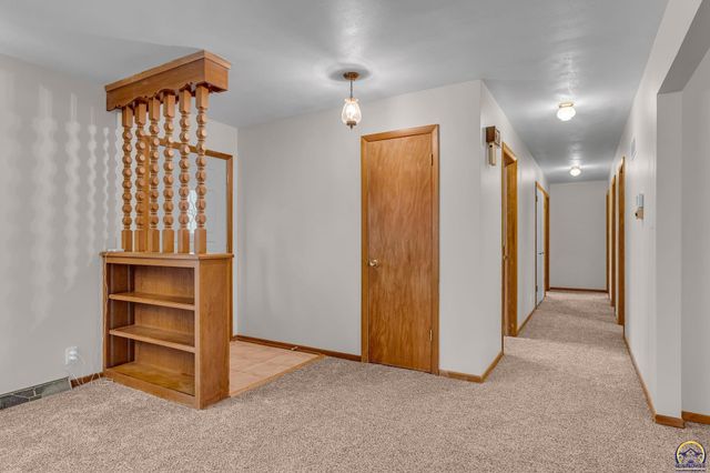 3007 SE Starlite DR, Topeka, KS 66605