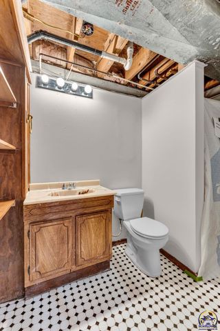 3007 SE Starlite DR, Topeka, KS 66605