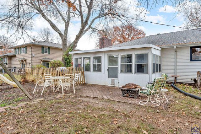 3007 SE Starlite DR, Topeka, KS 66605