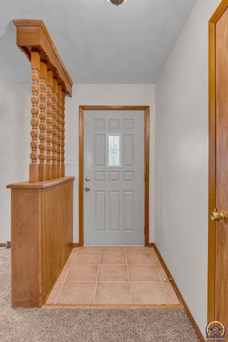 3007 SE Starlite DR, Topeka, KS 66605