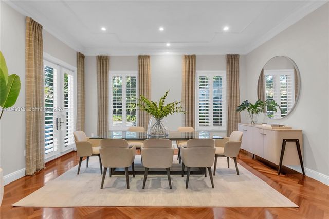 7426 SW 49th Pl, Miami, FL 33143