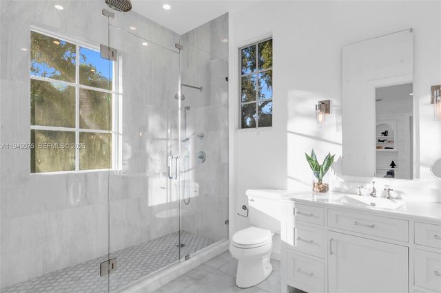 7426 SW 49th Pl, Miami, FL 33143