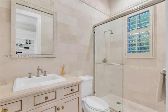 7426 SW 49th Pl, Miami, FL 33143