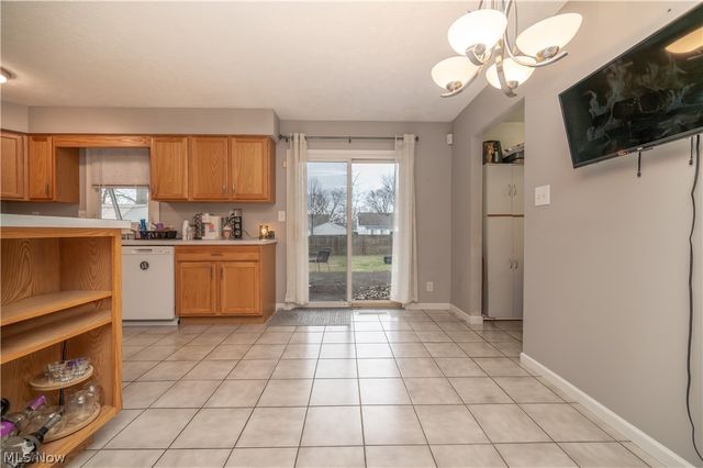 151 N Yorkshire Boulevard, Austintown, OH 44515