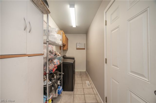 151 N Yorkshire Boulevard, Austintown, OH 44515