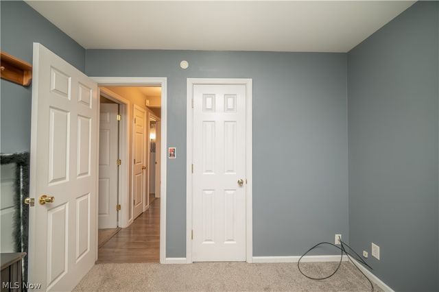 151 N Yorkshire Boulevard, Austintown, OH 44515