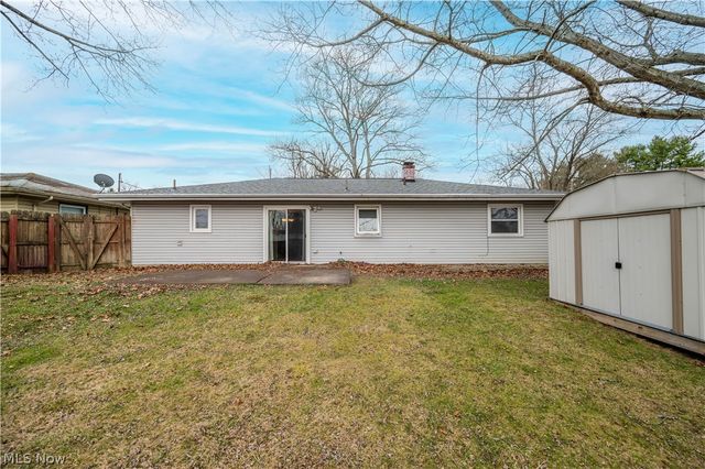 151 N Yorkshire Boulevard, Austintown, OH 44515