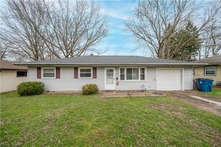 151 N Yorkshire Boulevard, Austintown, OH 44515