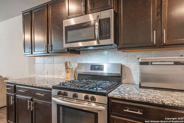 5806 Lazo Valley, San Antonio, TX 78244