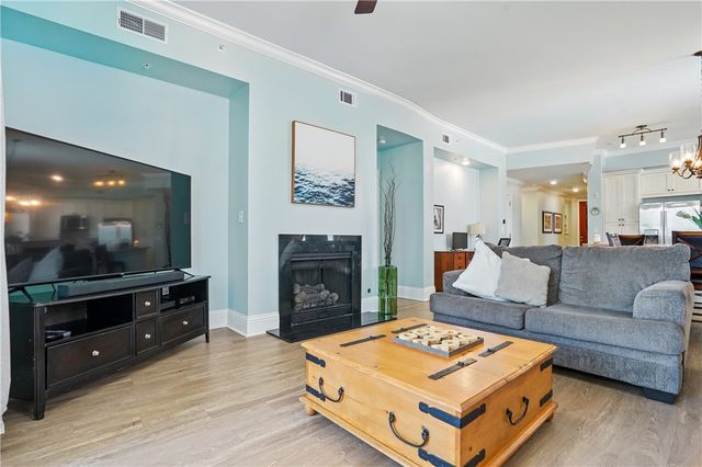 20 Waterfront Drive 121, St Simons Island, GA 31522