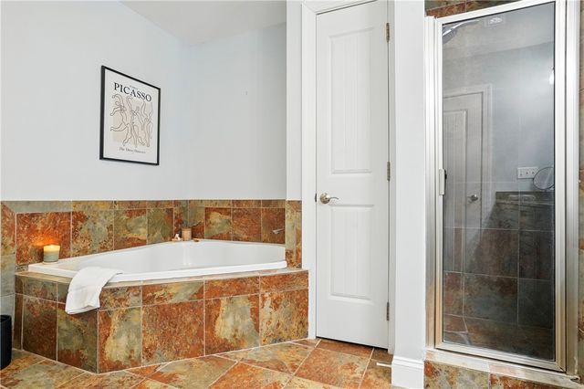 20 Waterfront Drive 121, St Simons Island, GA 31522