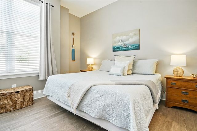 20 Waterfront Drive 121, St Simons Island, GA 31522