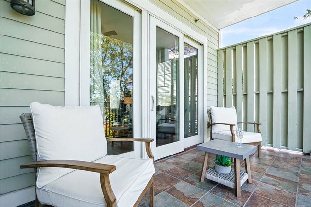 20 Waterfront Drive 121, St Simons Island, GA 31522