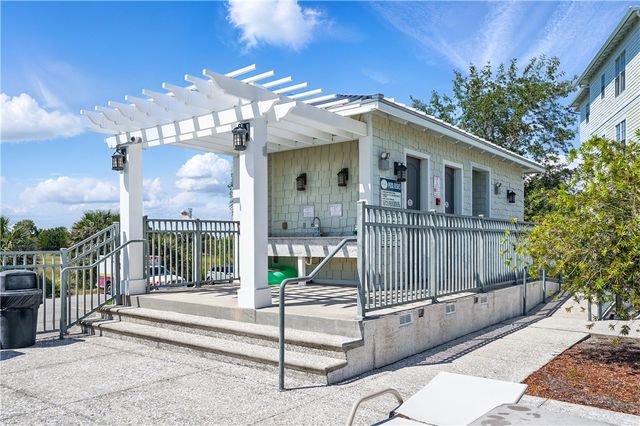 20 Waterfront Drive 121, St Simons Island, GA 31522