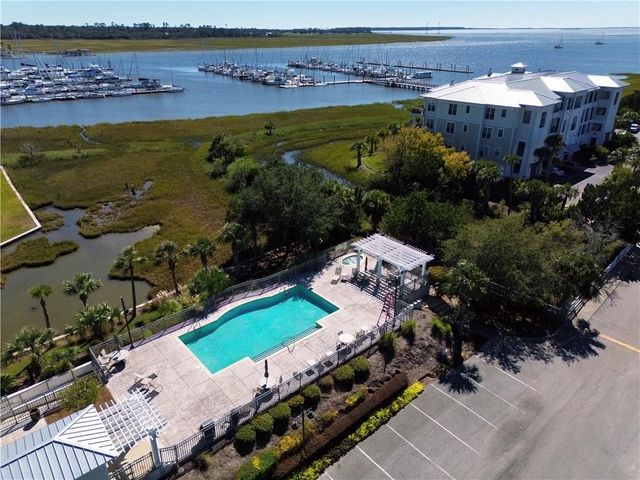 20 Waterfront Drive 121, St Simons Island, GA 31522