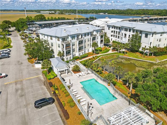 20 Waterfront Drive 121, St Simons Island, GA 31522