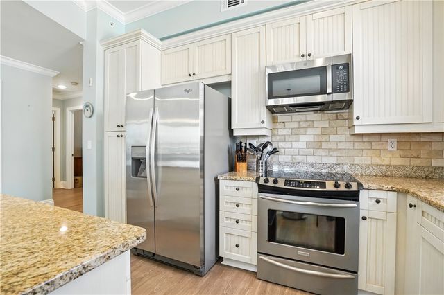 20 Waterfront Drive 121, St Simons Island, GA 31522