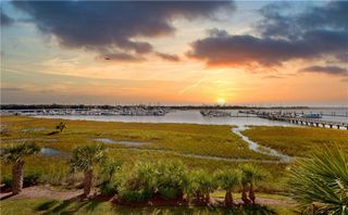 20 Waterfront Drive 121, St Simons Island, GA 31522
