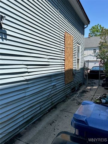 96 Grote Street, Buffalo, NY 14207