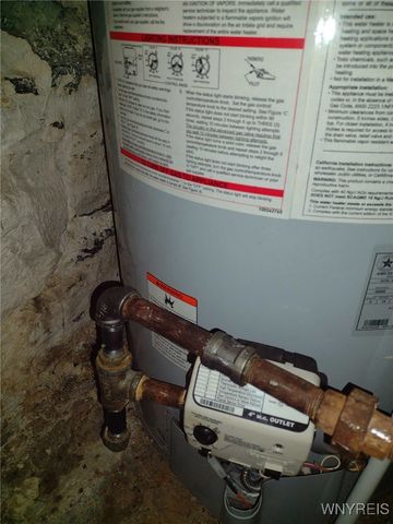 96 Grote Street, Buffalo, NY 14207