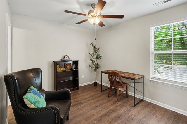 110 Kathryn Ct, Columbia, TN 38401