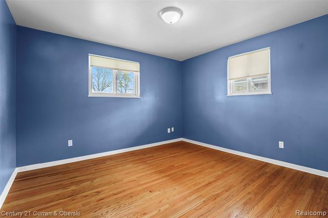15435 Bainbridge Street, Livonia, MI 48154