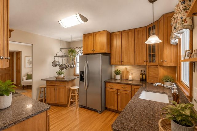3632 Roosevelt Street NE, Saint Anthony, MN 55418